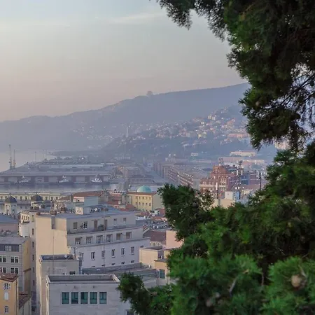 Nuovo A San Giusto Apartamento Trieste